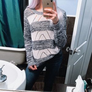 BANANA REPUBLIC | Navy and White Knit Sweater